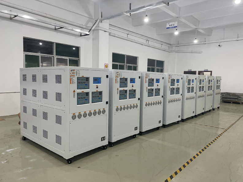 PC，PMMA導(dǎo)光板，擴(kuò)散板等專用高溫水溫機(jī)